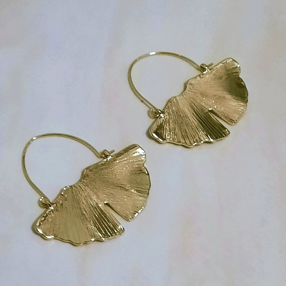 Anthro Gold Ginkgo Leaf Earrings